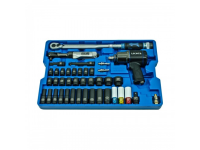 Набор с гайковертом, пневмотрещоткой, ударными головками и динамометрическим ключом